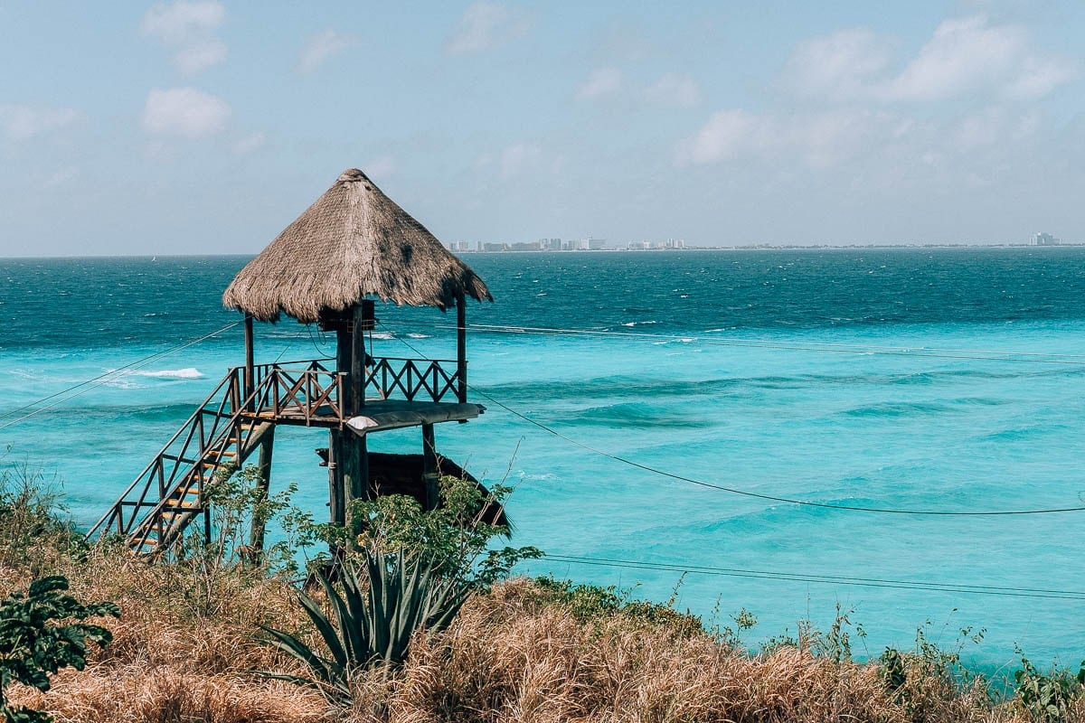 Na Isla Mujeres je nádherná voda vhodná k šnorchlování