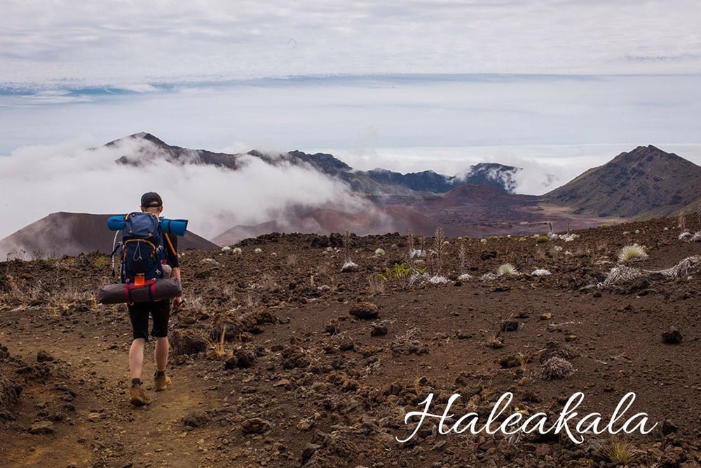 kempování na Havaji:  haleakala crater maui hawaii